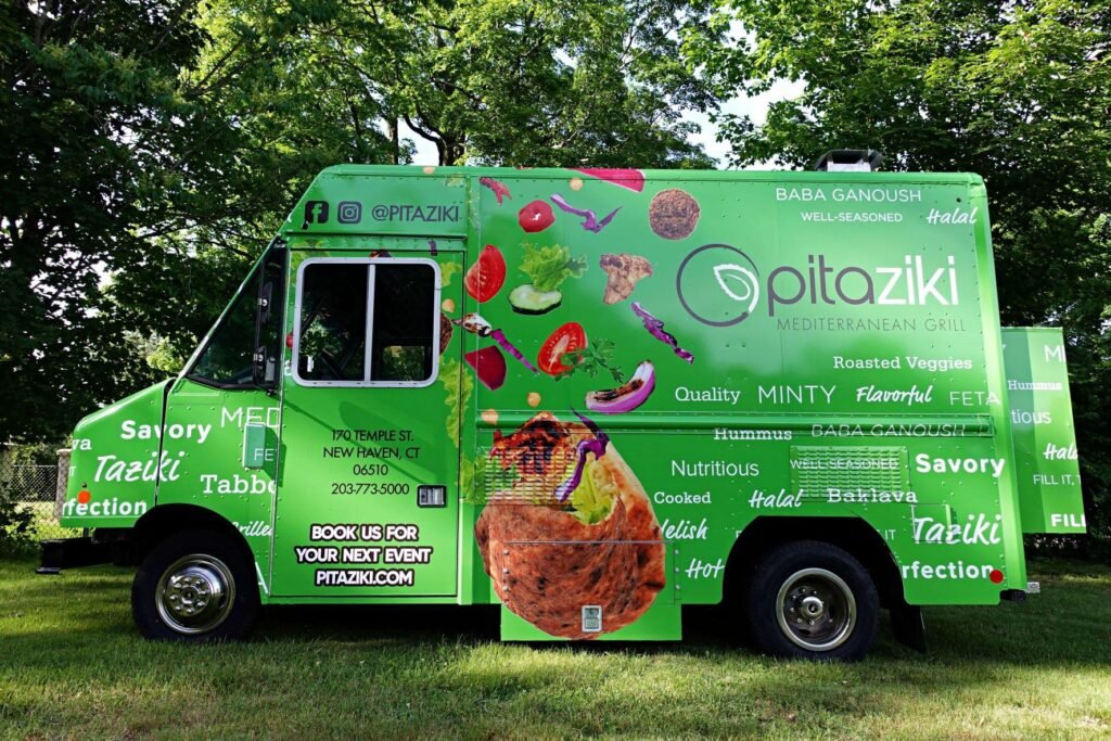 aPitaZiki-Catering-Food-Truck-3